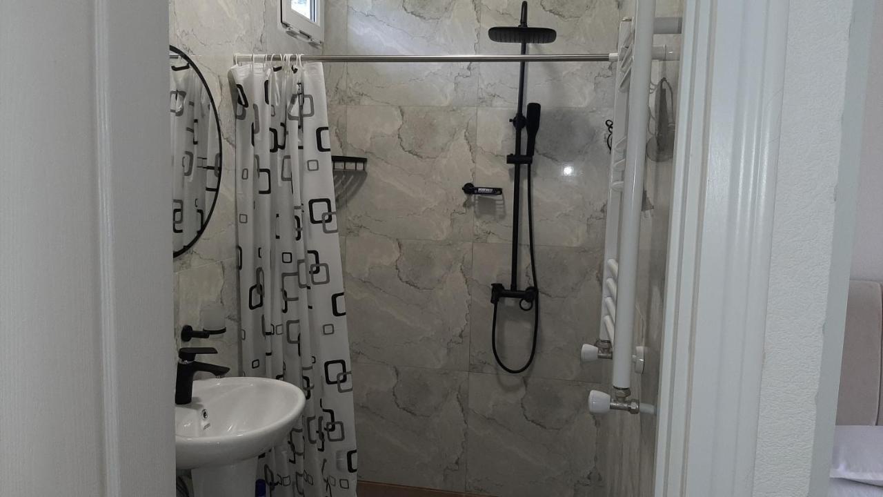 فندق Terkhena كازباجي المظهر الخارجي الصورة